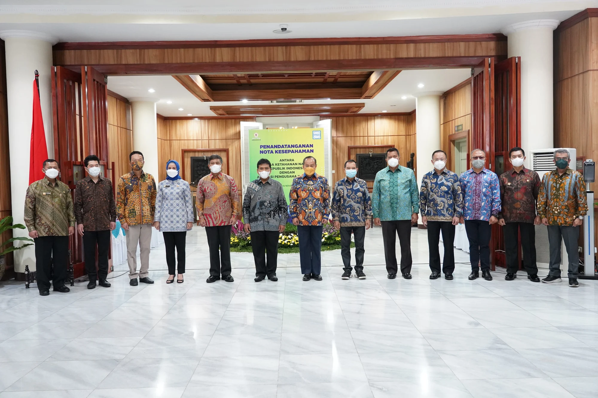 LAPORAN TAHUNAN APINDO Kabupaten Mojokerto 2021